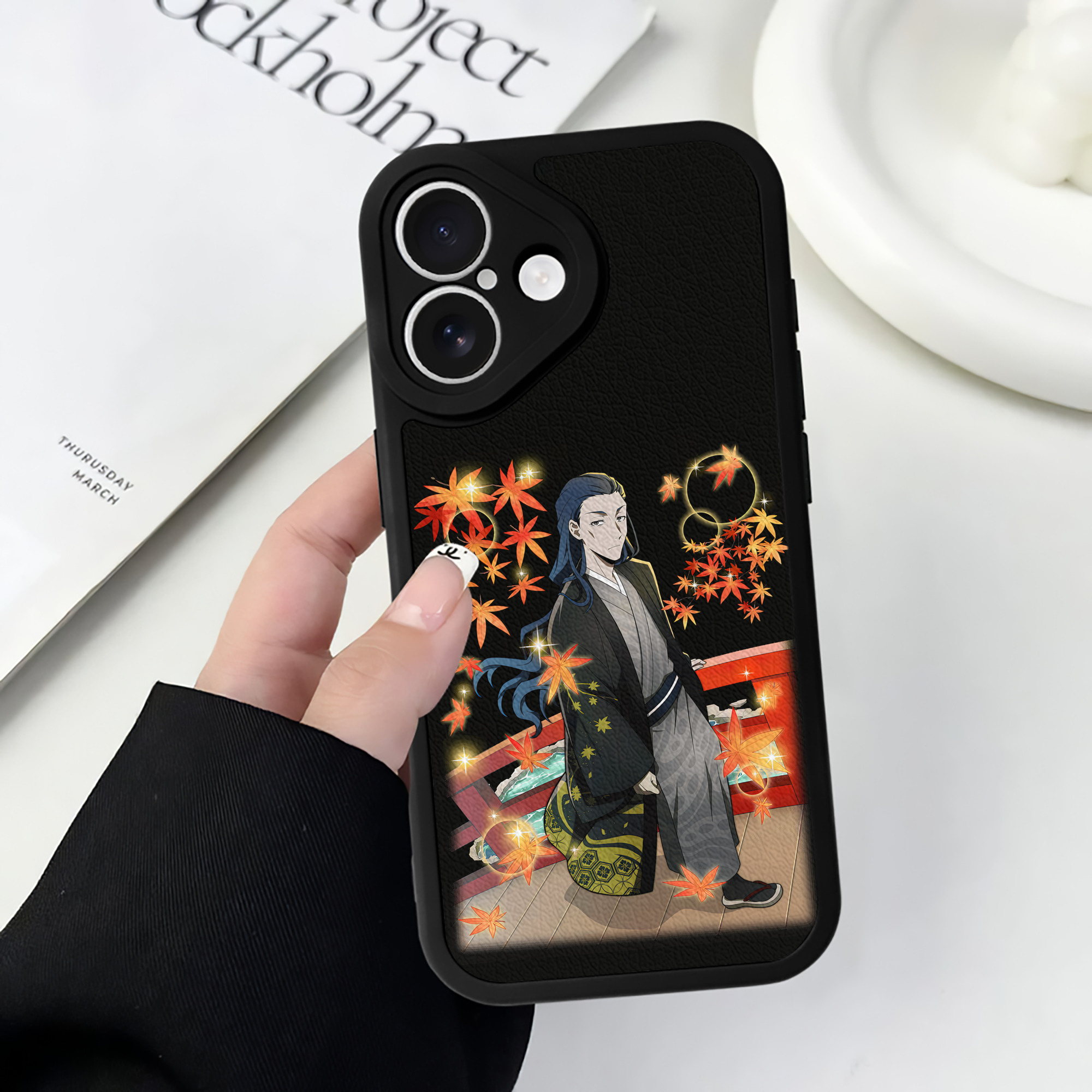 （画像用） 文豪ストレイドッグス Bungo Stray Dogs 【iPhone 16シリーズ対応】シリコンスマホケース（レザー調） 材質：シリコン